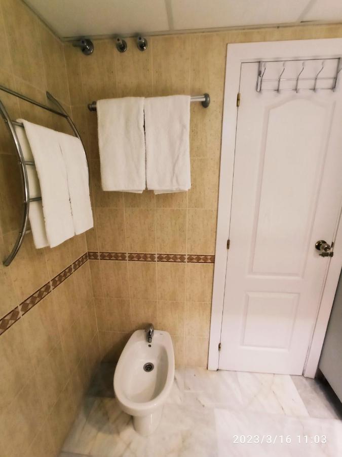 Apartamentos Los Hidalgo Golf Manilva Buitenkant foto