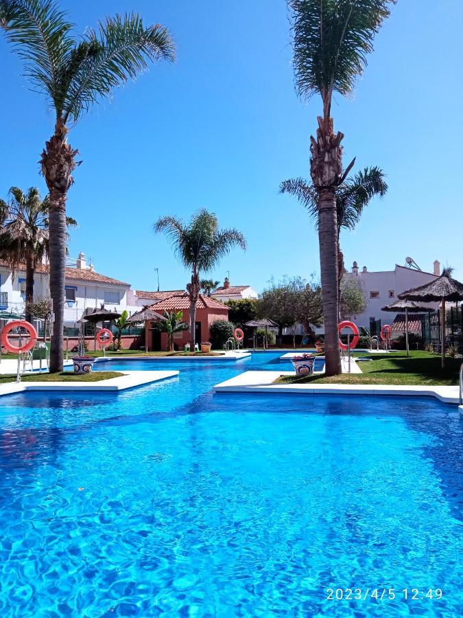 Apartamentos Los Hidalgo Golf Manilva Buitenkant foto